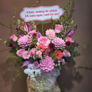 Giỏ hoa tươi kỷ niệm ngày cưới