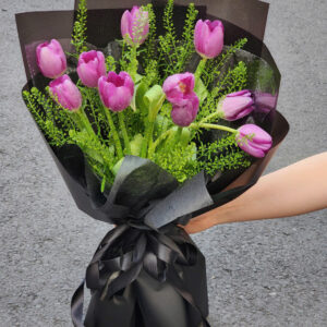 Bó Hoa Tulip Tím Sang Trọng – Purple Elegance | GreenFlower Gò Vấp