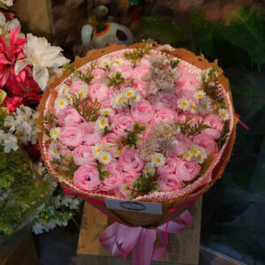 Bó Hoa Hồng Pastel Sweet Pink Rose & Tana Bouquet Dáng Tròn Sang Trọng